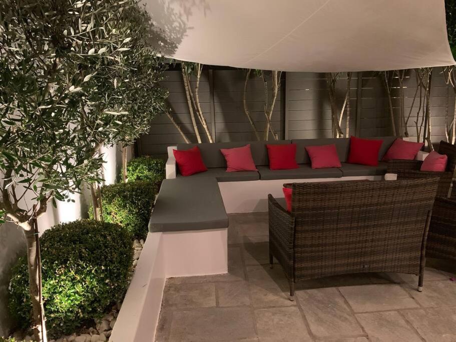 Villa Oleander Agios Nikolaos Loutra Edipsou エクステリア 写真