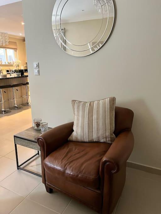 Villa Oleander Agios Nikolaos Loutra Edipsou エクステリア 写真