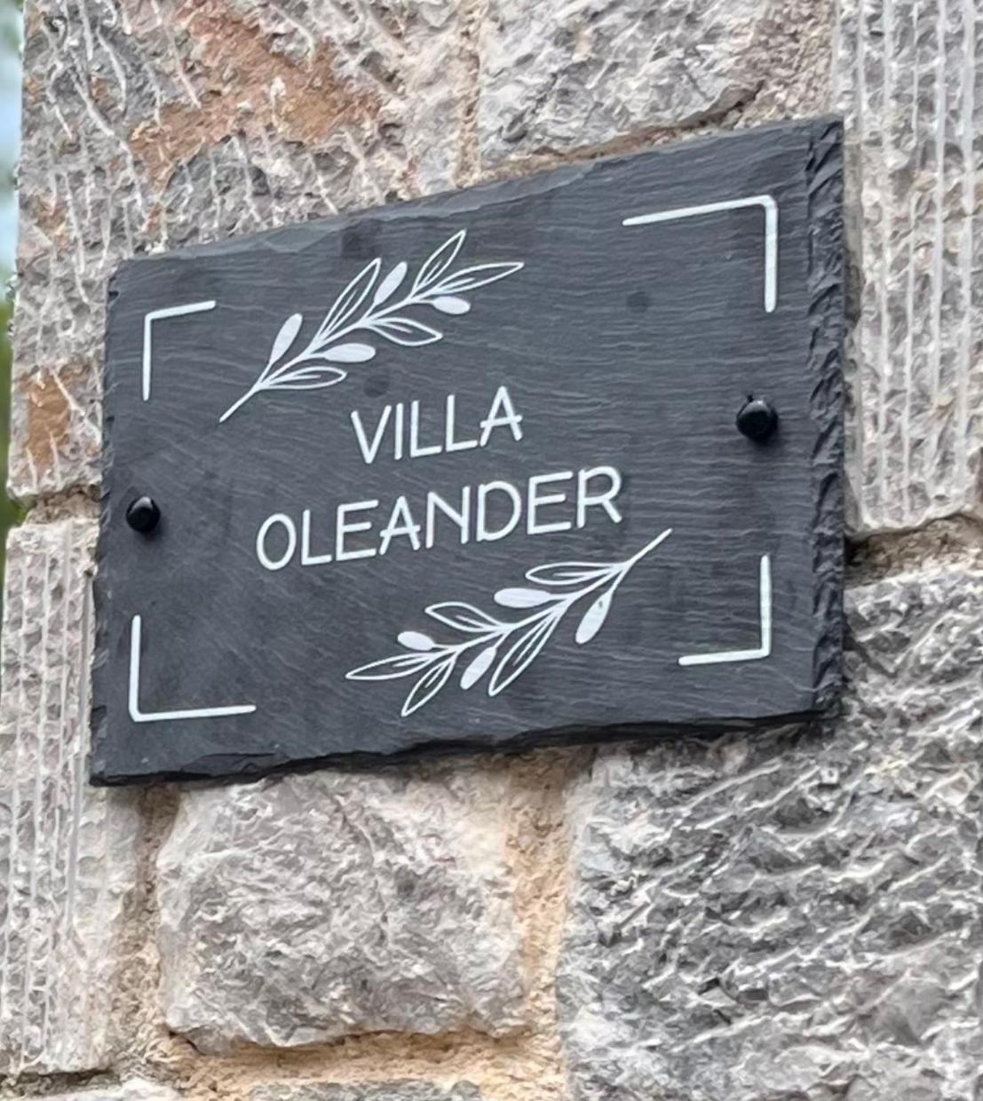 Villa Oleander Agios Nikolaos Loutra Edipsou エクステリア 写真